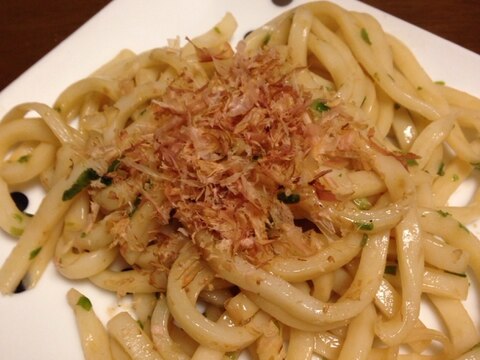 バター醤油焼きうどん